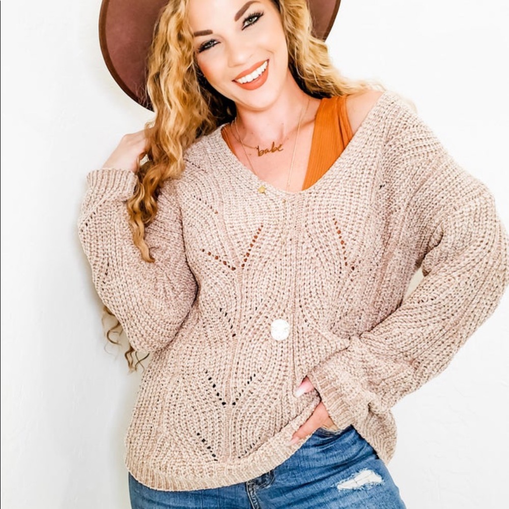 SOLD ELSEWHERE Hem & thread chenille sweater